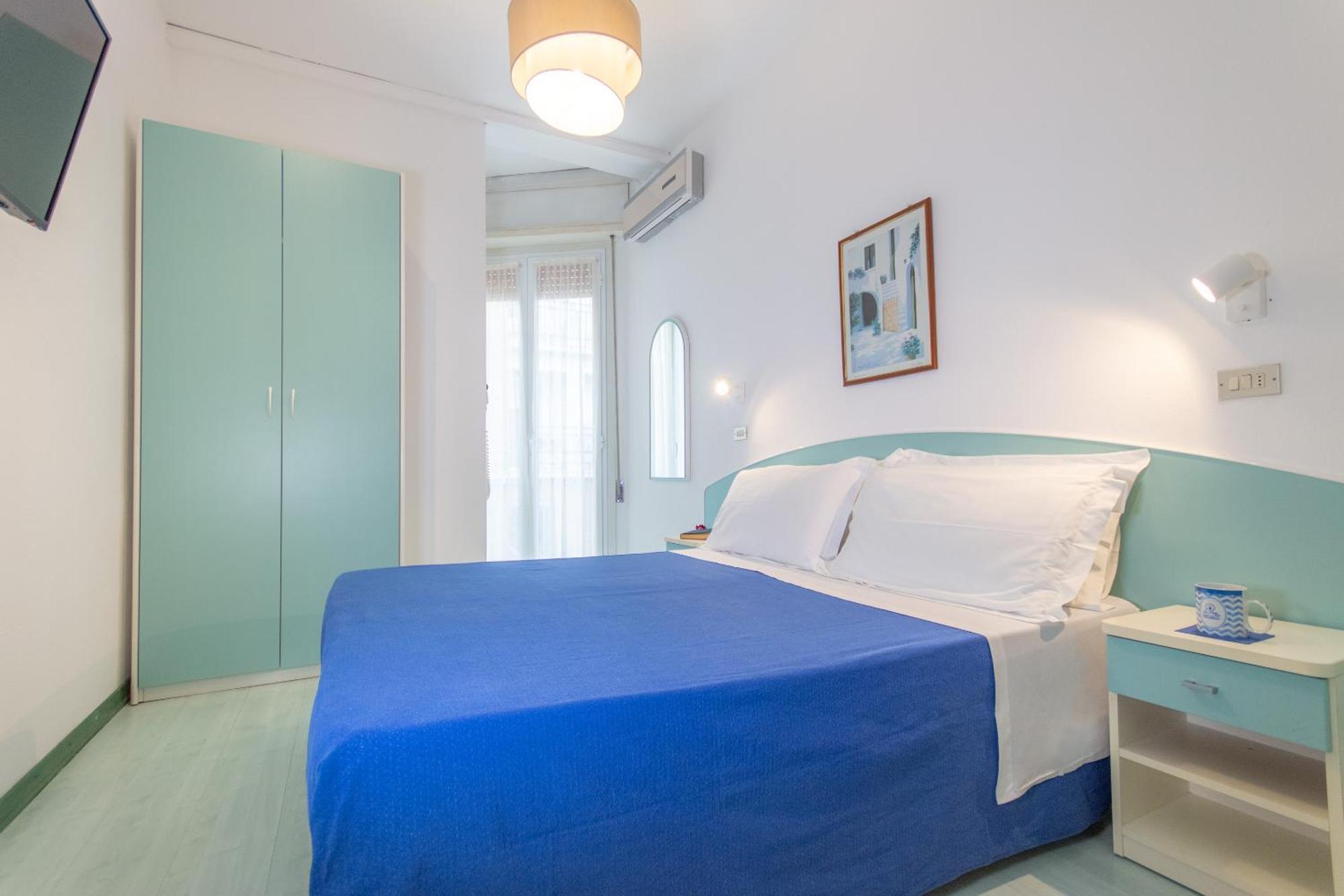 Hotel Lauretta Μπελάρια-Ιτζέα Μαρίνα Εξωτερικό φωτογραφία