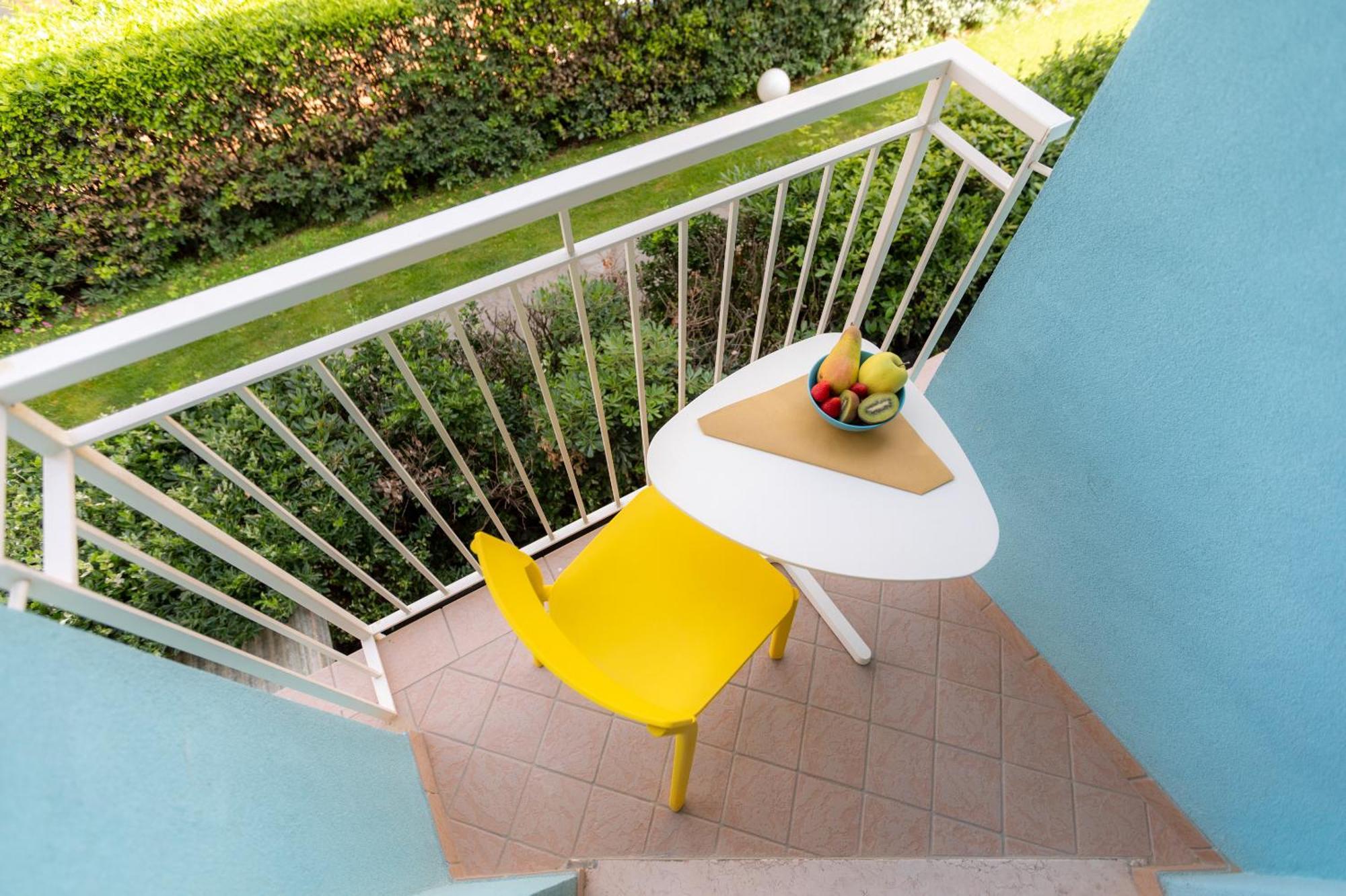 Hotel Lauretta Μπελάρια-Ιτζέα Μαρίνα Εξωτερικό φωτογραφία
