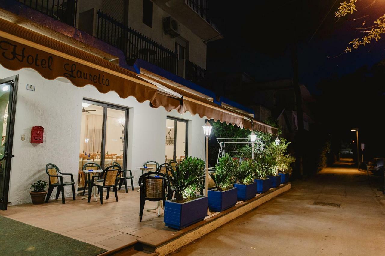 Hotel Lauretta Μπελάρια-Ιτζέα Μαρίνα Εξωτερικό φωτογραφία